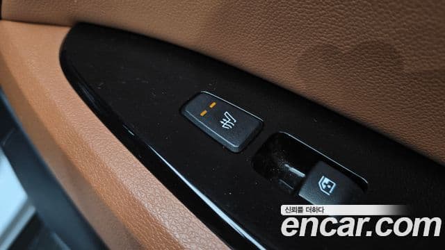 Kia Sportage 2022 — ფოტო 19/20