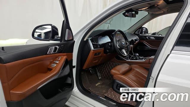 BMW X7 2020 — фото 10 из 20