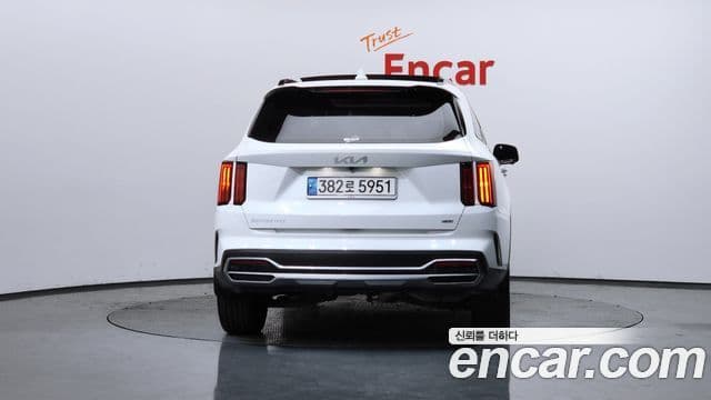 Kia Sorento 2023 — Şəkil 4/20