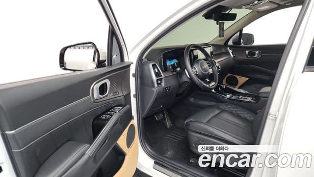 Kia Sorento 2023 — Şəkil 10/20