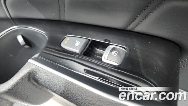 Kia Sorento 2023 — Şəkil 18/20
