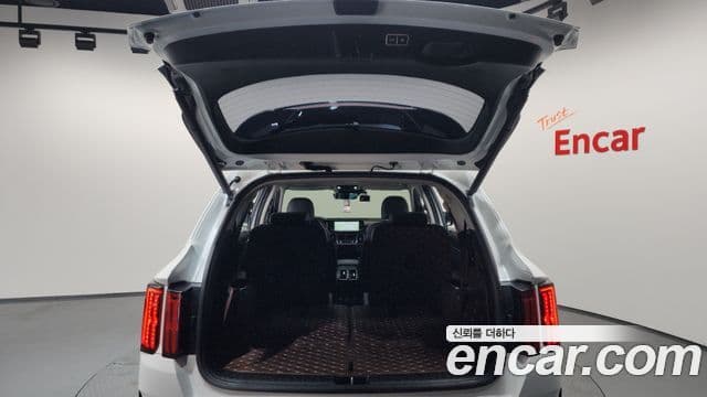 Kia Sorento 2023 — Şəkil 20/20