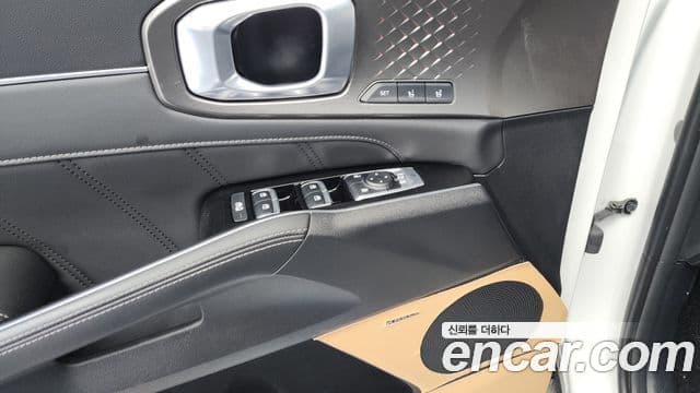 Kia Sorento 2023 — Photo 34/42