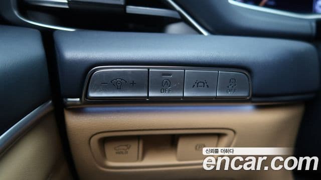 Genesis GV80 2020 — Şəkil 18/20