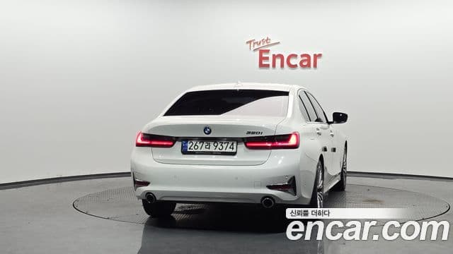BMW 3 Series 2021 — ფოტო 3/20