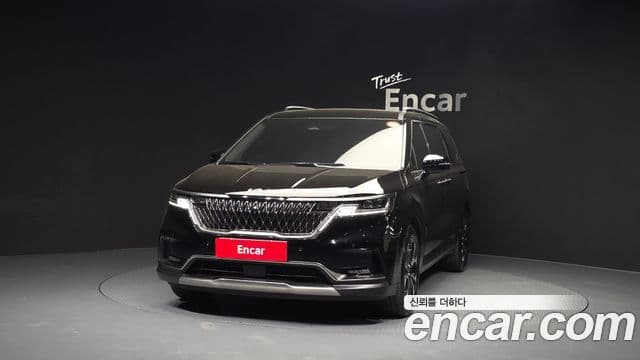 Kia Carnival 2023 — ფოტო 3/20