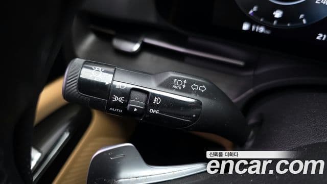 Kia Carnival 2021 — Photo 2/31