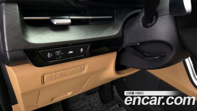 Kia Carnival 2021 — Photo 10/31
