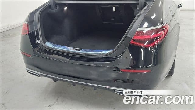 Mercedes-Benz S-Class 2023 — Şəkil 11/17