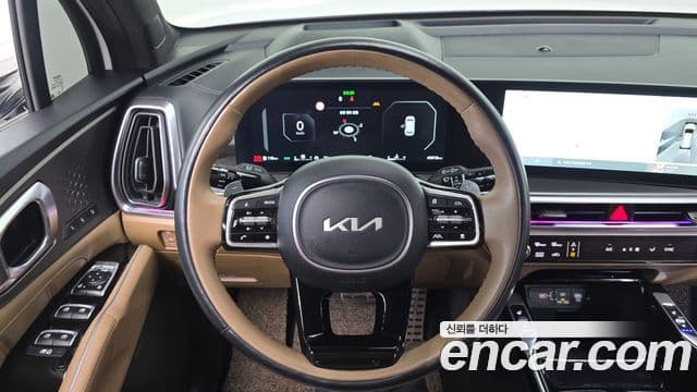 Kia Sorento 2023 — ფოტო 14/20