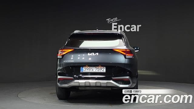 Kia Sportage 2022 — Фото 4/20