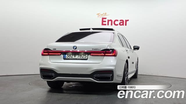 BMW 7 Series 2021 — ფოტო 4/20