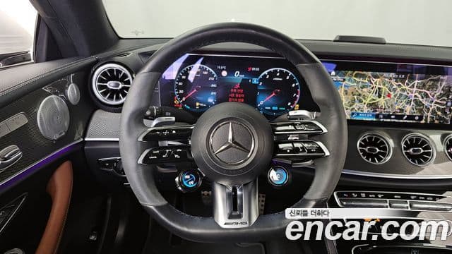 Mercedes-Benz E-Class 2021 — ფოტო 13/20