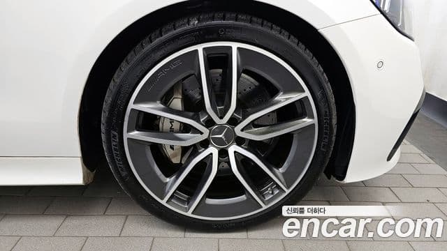 Mercedes-Benz E-Class 2021 — Şəkil 21/36