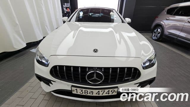 Mercedes-Benz E-Class 2021 — Şəkil 28/36