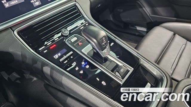 Porsche Panamera 2020 — Şəkil 9/20