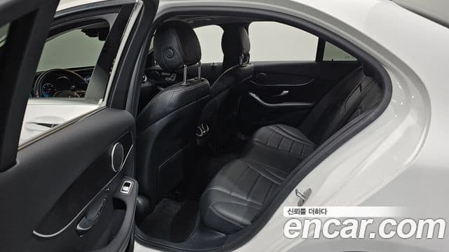 Mercedes-Benz C-Class 2021 — Şəkil 12/20