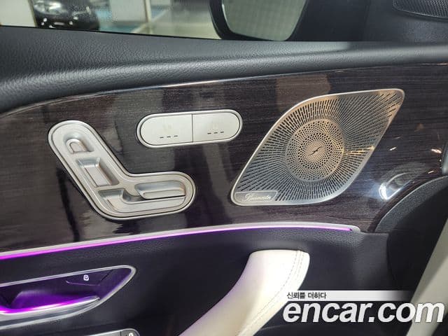 Mercedes-Benz GLE-Class 2022 — Şəkil 13/19