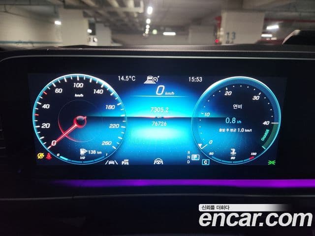 Mercedes-Benz GLE-Class 2022 — Şəkil 18/19