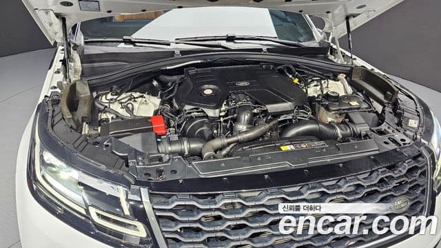 Land Rover Range Rover Velar 2018 — ფოტო 20/20