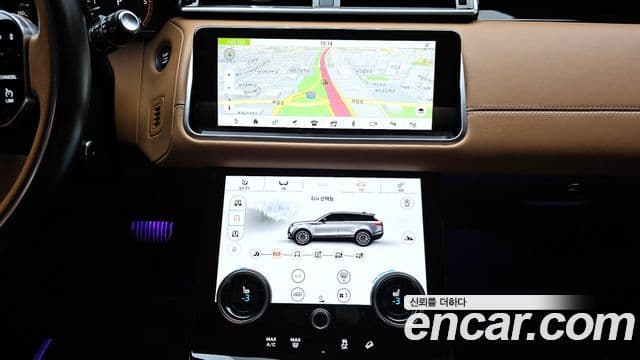 Land Rover Range Rover Velar 2018 — ფოტო 12/20
