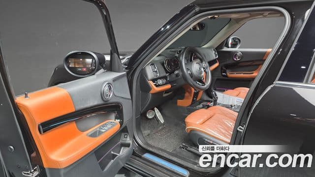 Mini Cooper Countryman 2021 — ფოტო 10/20