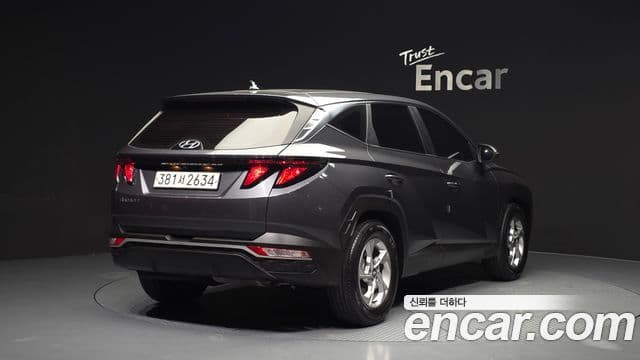 Hyundai Tucson Hybrid 2023 — ფოტო 28/30