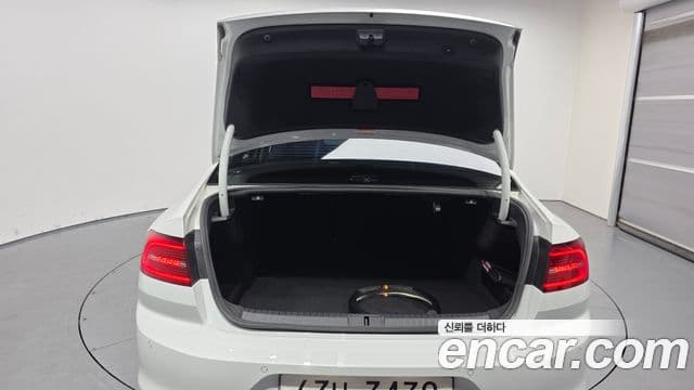 Volkswagen Passat GT 2018 — Şəkil 20/20