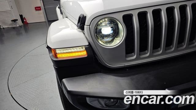 Jeep Wrangler 2021 — Photo 15/32