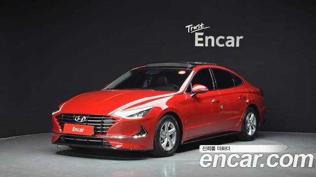 Hyundai Sonata 2020 — Фото 1/20