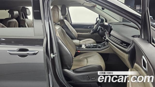 Kia Carnival 2024 — Şəkil 12/20