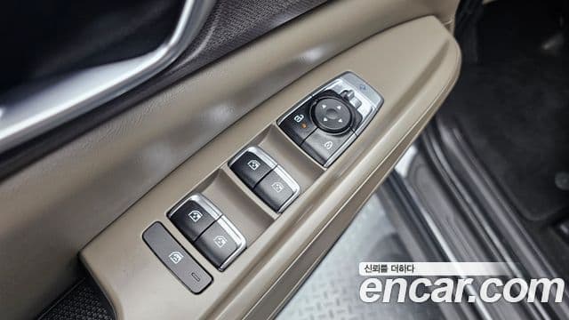 Kia Carnival 2024 — Şəkil 16/20