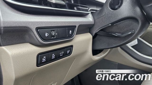 Kia Carnival 2024 — Şəkil 17/20