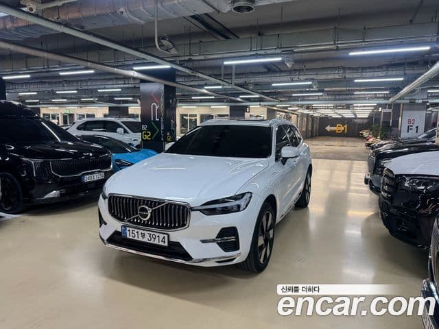 Volvo XC60 2024 — ფოტო 4/20