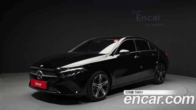 Mercedes-Benz A-Class 2024 — ფოტო 1/20