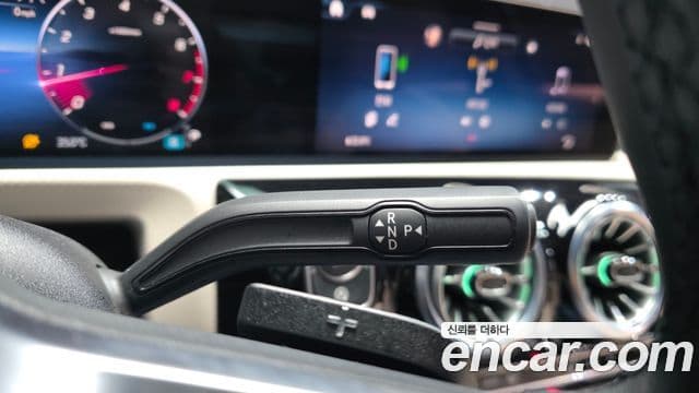 Mercedes-Benz A-Class 2024 — ფოტო 9/20