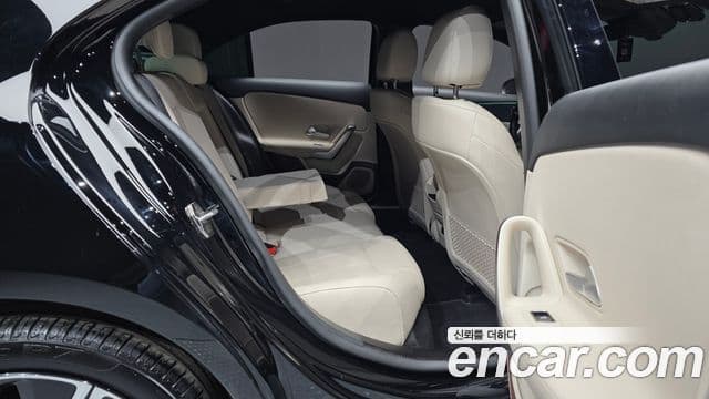 Mercedes-Benz A-Class 2024 — ფოტო 12/20