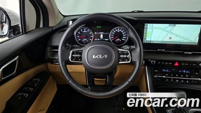 Kia Carnival 2023 — Фото 12/20