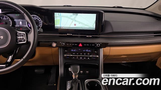 Kia Carnival 2023 — Фото 13/20