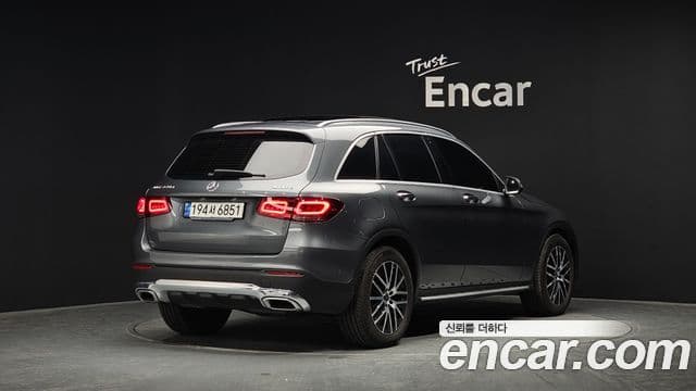 Mercedes-Benz GLC-Class 2021 — Şəkil 2/20