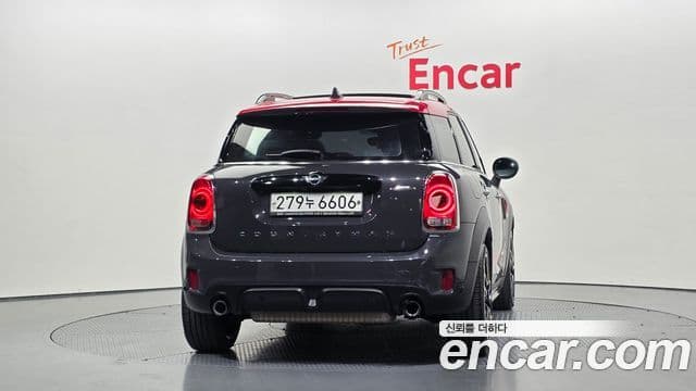 Mini Cooper S Countryman 2020 — ფოტო 4/20