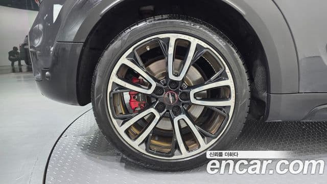 Mini Cooper S Countryman 2020 — ფოტო 5/20