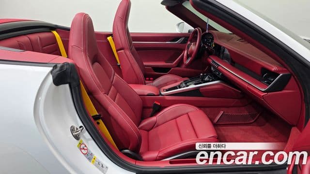 Porsche 911 2023 — Şəkil 10/20