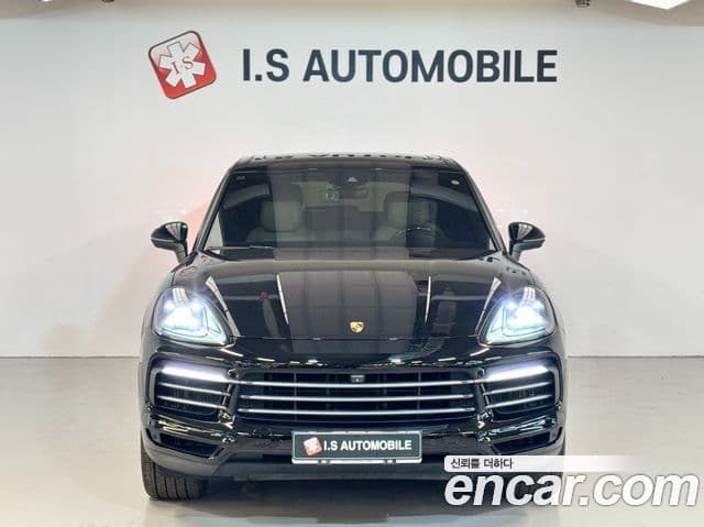 Porsche Cayenne 2020 — Фото 1/20