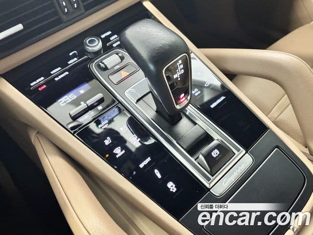 Porsche Cayenne 2020 — Фото 9/20