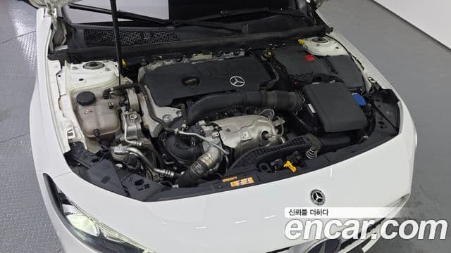 Mercedes-Benz A-Class 2021 — ფოტო 6/20