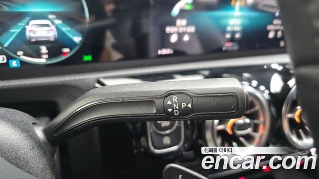 Mercedes-Benz A-Class 2021 — ფოტო 9/20