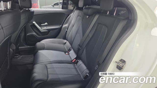 Mercedes-Benz A-Class 2021 — ფოტო 12/20
