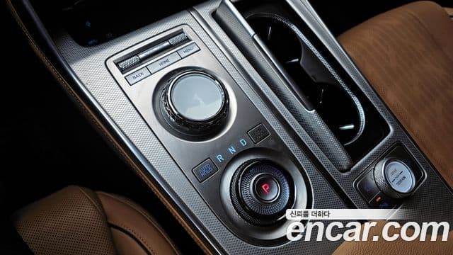 Genesis GV80 2023 — Photo 26/30