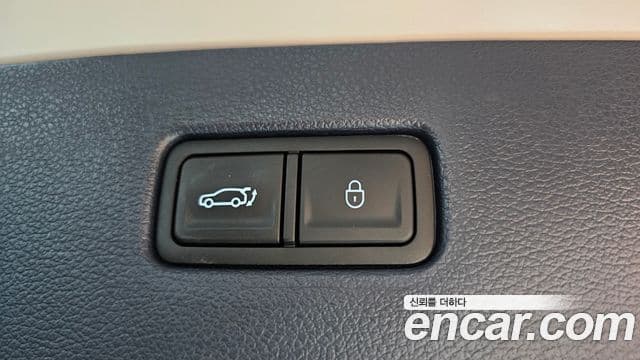 Genesis GV80 2023 — Photo 9/30